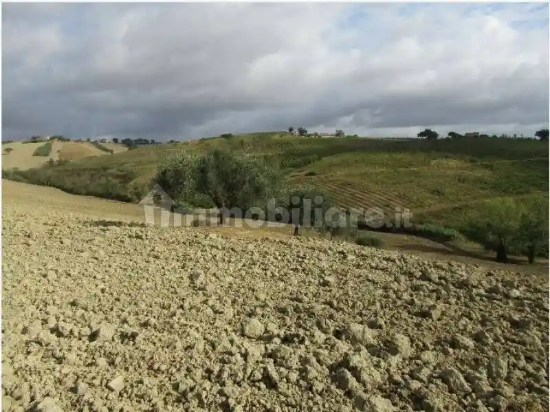 Rustico - Casale in vendita a San Marcello