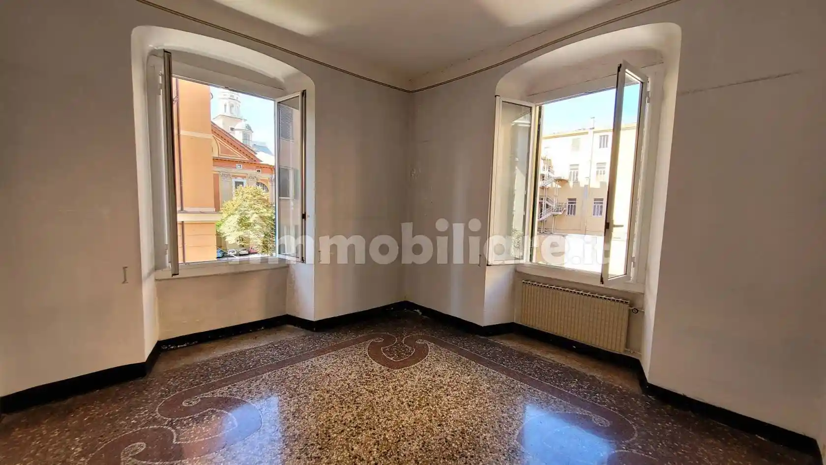 Appartamento in vendita a Genova