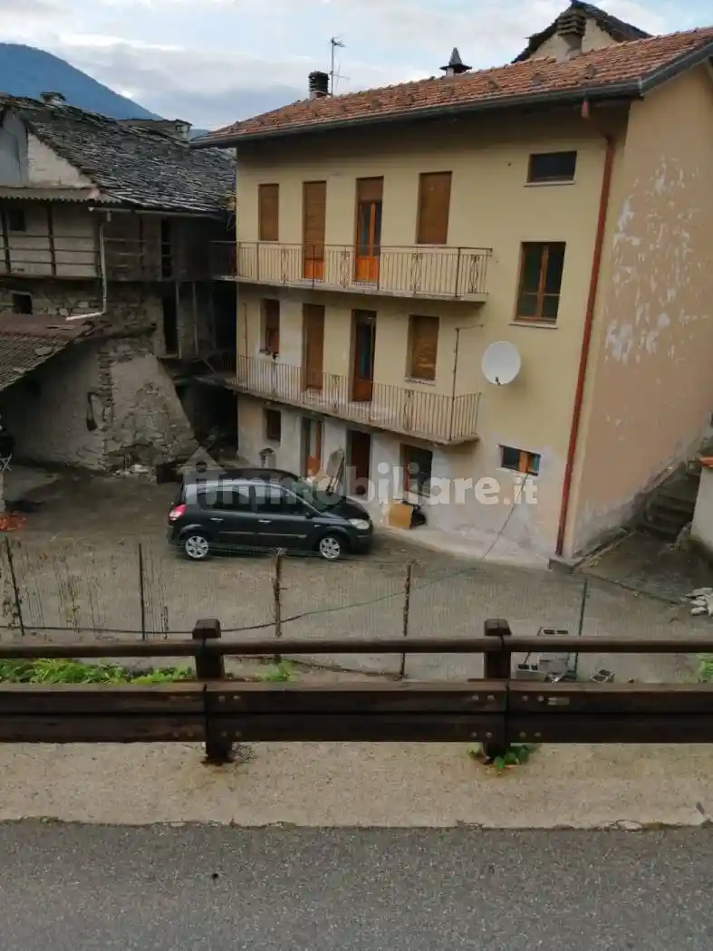 Rustico - Casale in vendita a Beura-Cardezza