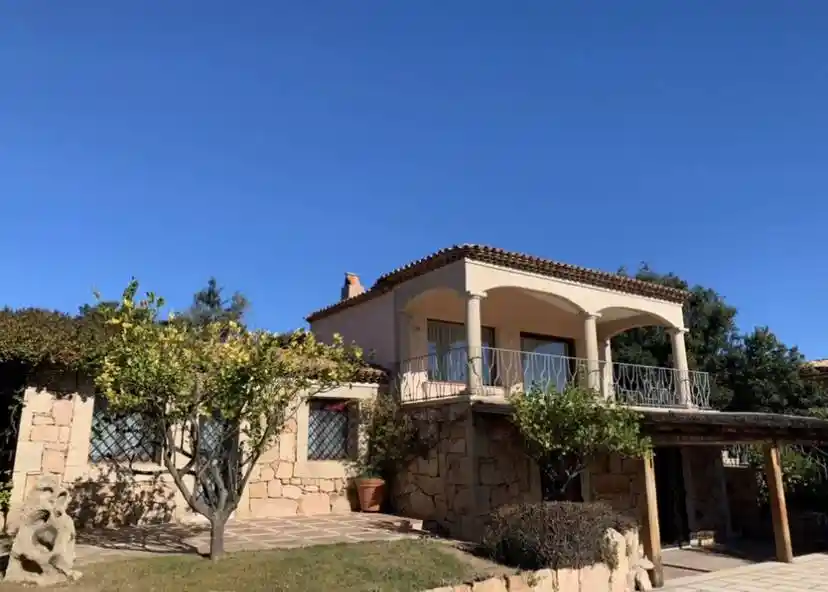 Villa in vendita a Arzachena