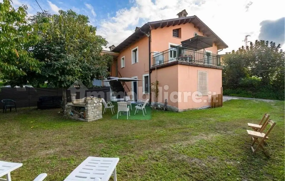 Villa in vendita a Montorio al Vomano