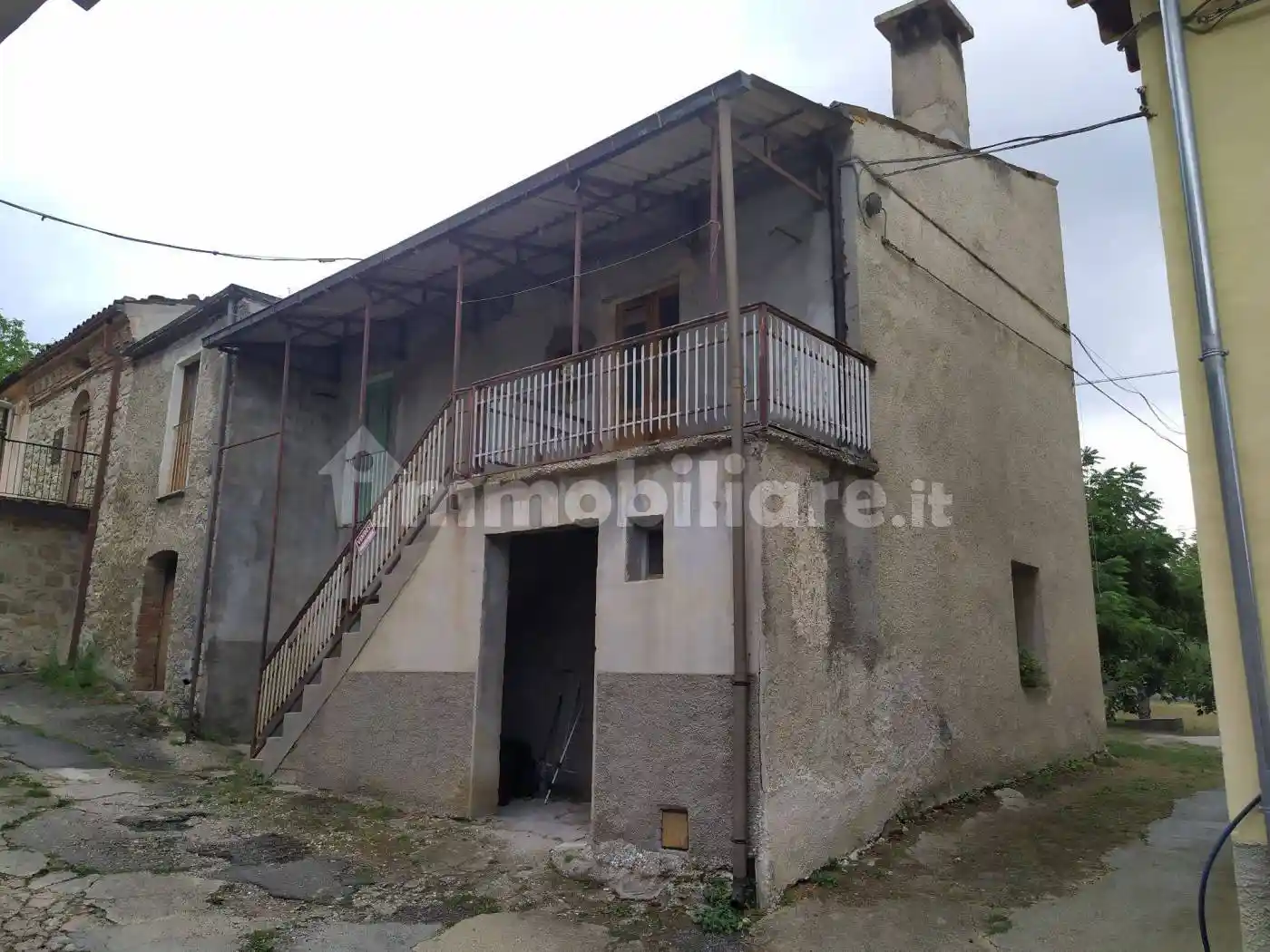 Casa indipendente in vendita a Isola del Gran Sasso d'Italia