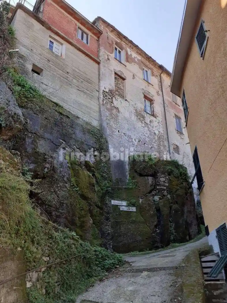 Rustico - Casale in vendita a Beverino