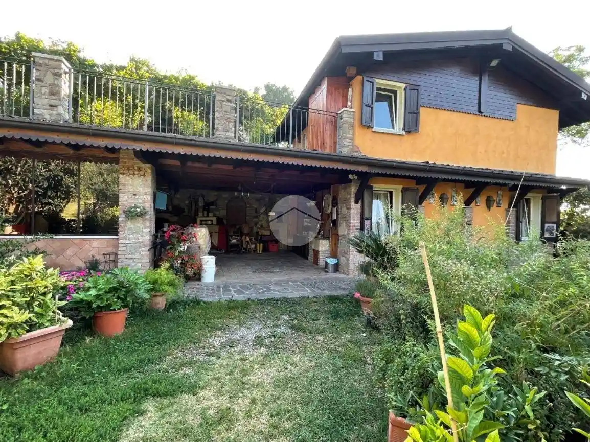 Villa in vendita a Cellatica