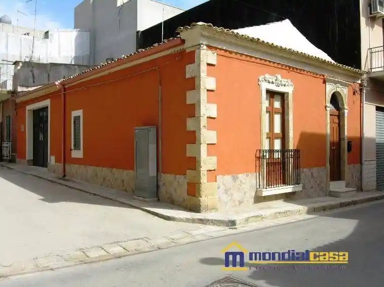 Casa indipendente in vendita a Pachino