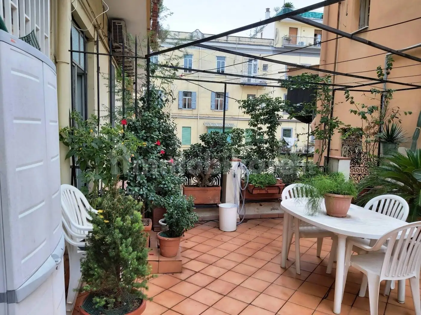 Appartamento in vendita a Napoli