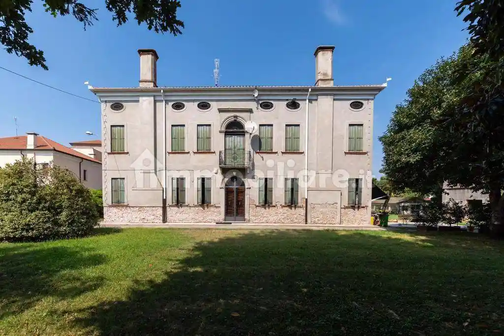 Villa in vendita a Castelguglielmo