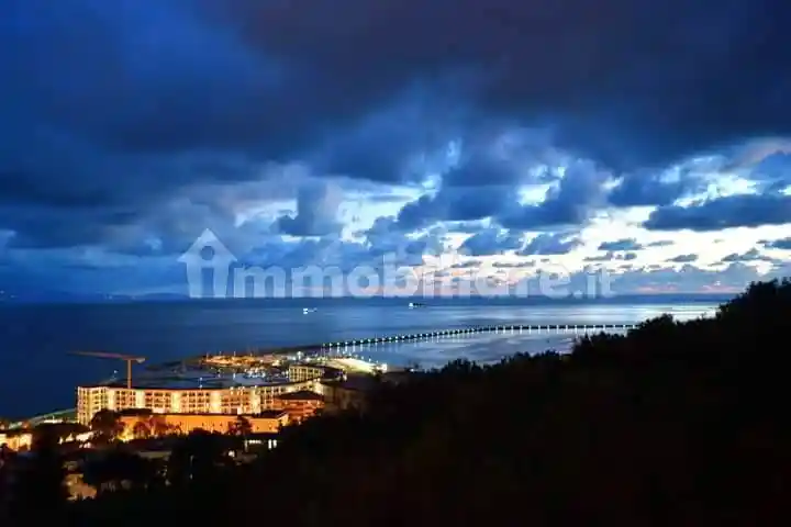 Appartamento in affitto a Salerno
