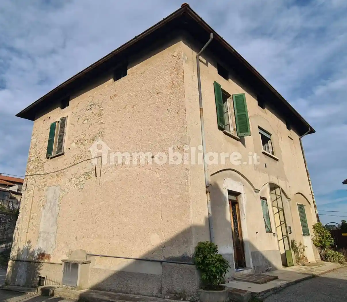 Terratetto unifamiliare via Conte Biancamano 71, Lissago - Calcinate, Varese - foto 2