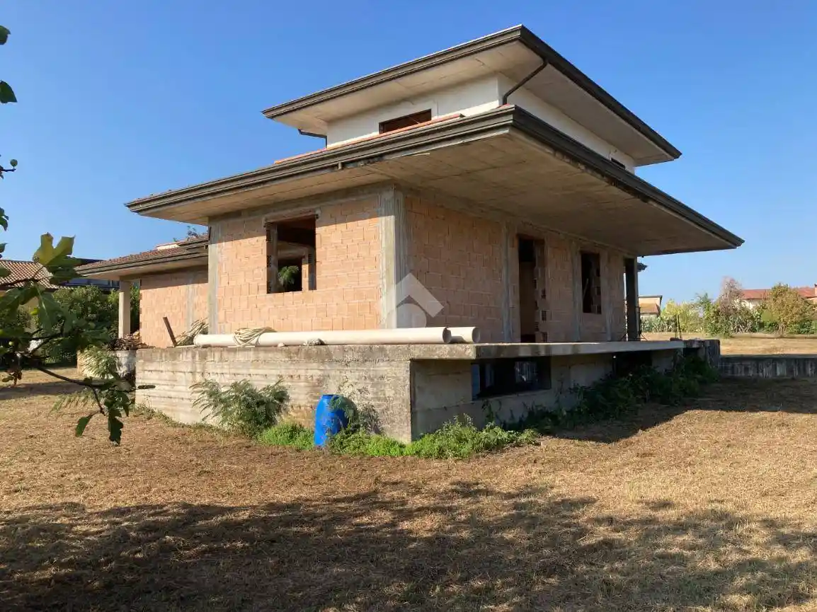 Rustico - Casale in vendita a Cassino