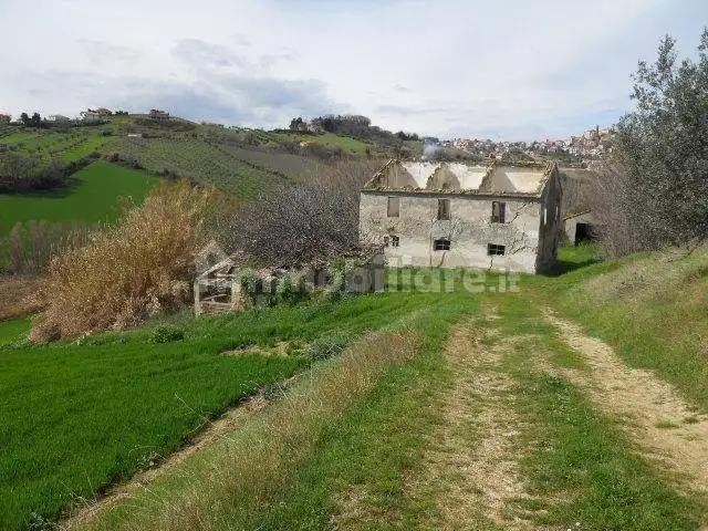 Rustico - Casale in vendita a Colonnella