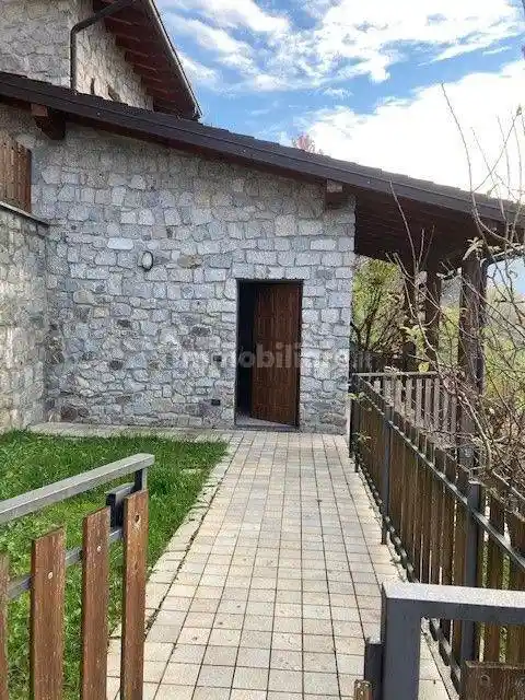 Appartamento in vendita a Pian Camuno