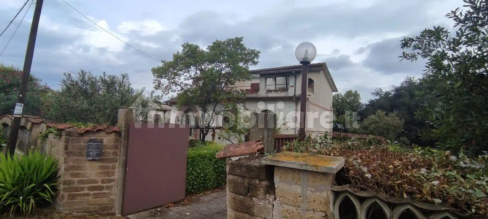 Villa in vendita a Aprilia