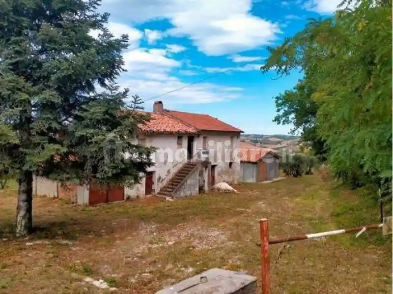 Rustico - Casale in vendita a Belvedere Ostrense