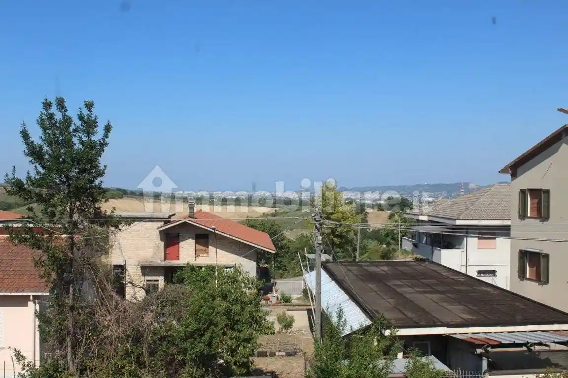 Villa bifamiliare viale Papa Giovanni XXIII 127, Castellana, Pianella - foto 3