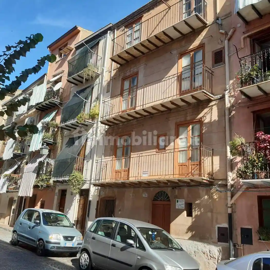 Casa indipendente in vendita a Castelbuono