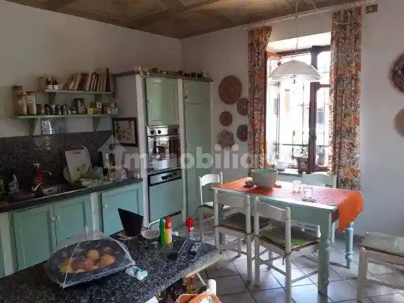 Rustico - Casale in vendita a Calliano