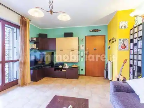 Trilocale via Don Francesco Beniamino della Torre, Quarto Oggiaro, Milano - foto 4