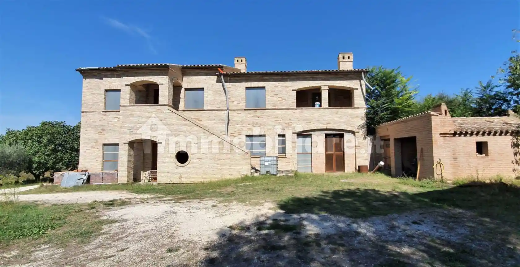 Villa in vendita a Macerata