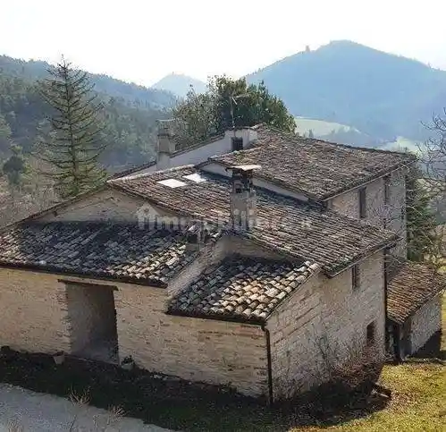 Rustico - Casale in vendita a Urbino