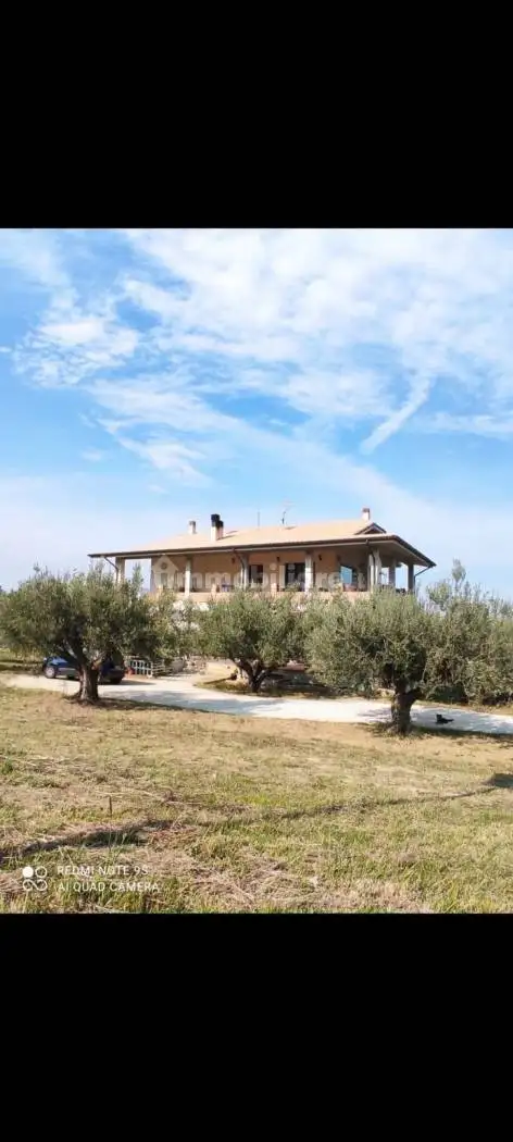 Villa in vendita a Alanno