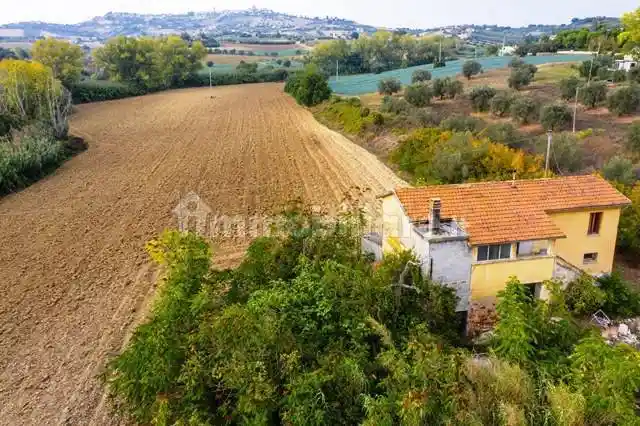 Casa colonica, da ristrutturare, 150 m², Giardino, Roseto degli Abruzzi - foto 4