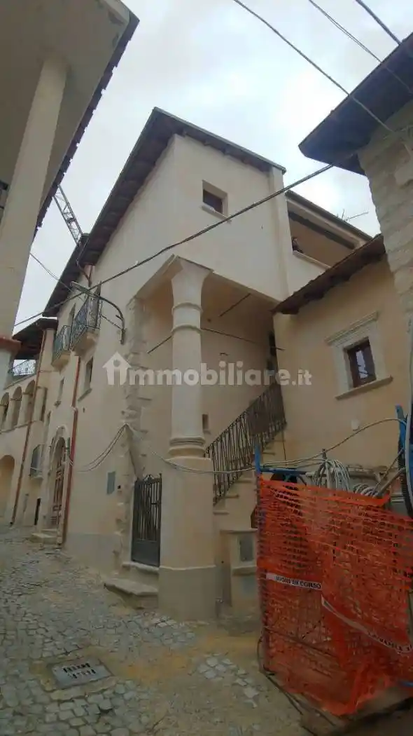 Casa indipendente in vendita a Fagnano Alto