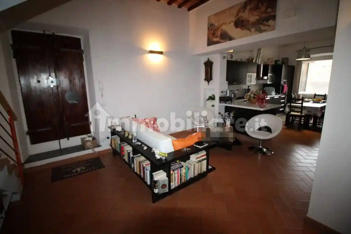 Appartamento in vendita a Montevarchi