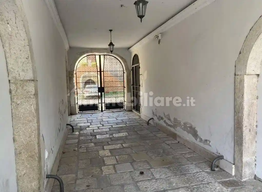 Quadrilocale corso Vittorio Emanuele, Pratola Serra - foto 3