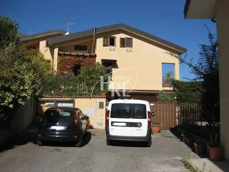 Villa unifamiliare via Luigi Maria Greco 7, Mendicino - foto 2