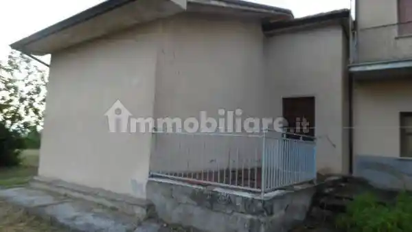 Terratetto plurifamiliare 100 m², Sant'Angelo dei Lombardi - foto 4