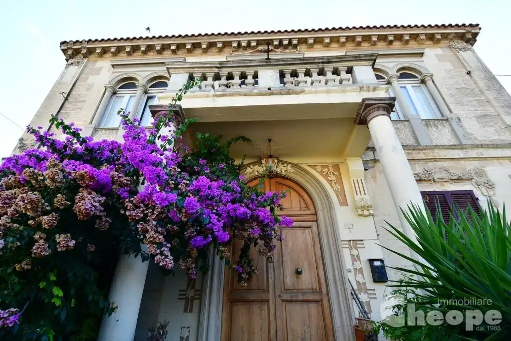 Villa in vendita a Torre de' Passeri