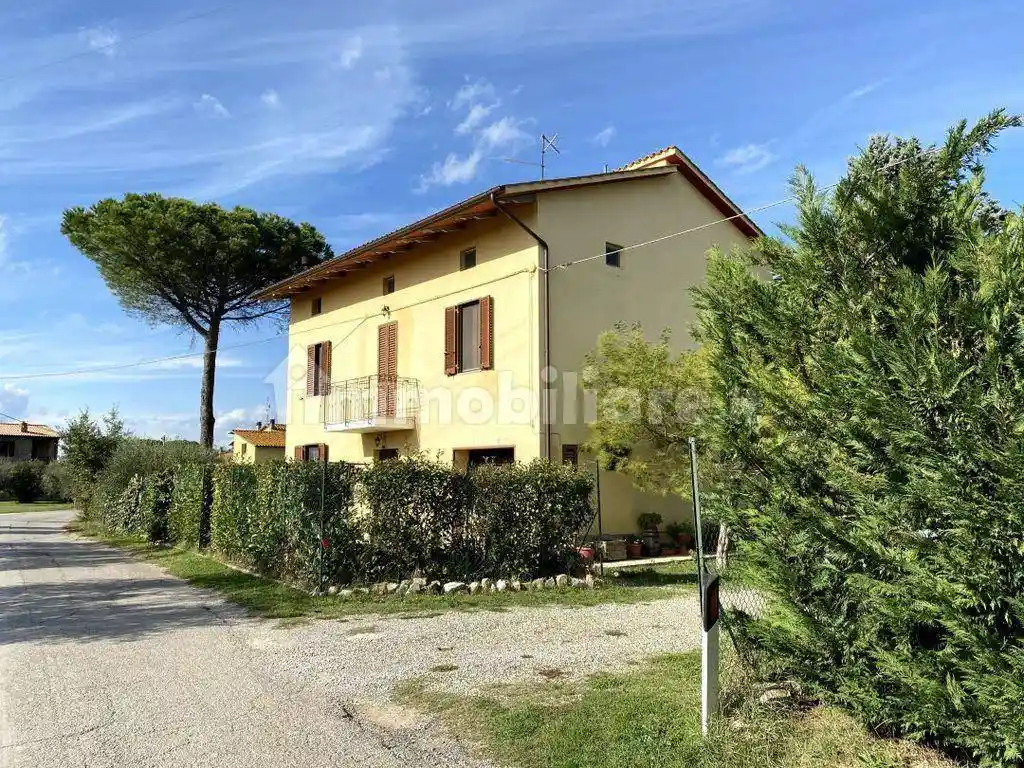 Villa unifamiliare via XXV Aprile 3, Carraia, Castiglione del Lago - foto 2