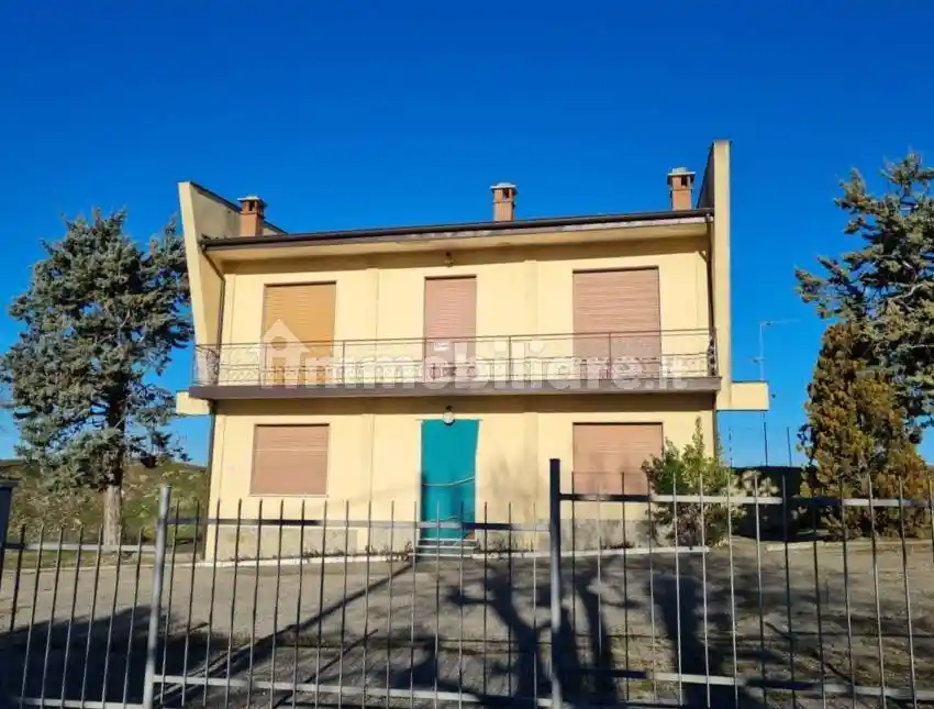 Villa in vendita a Colli Verdi