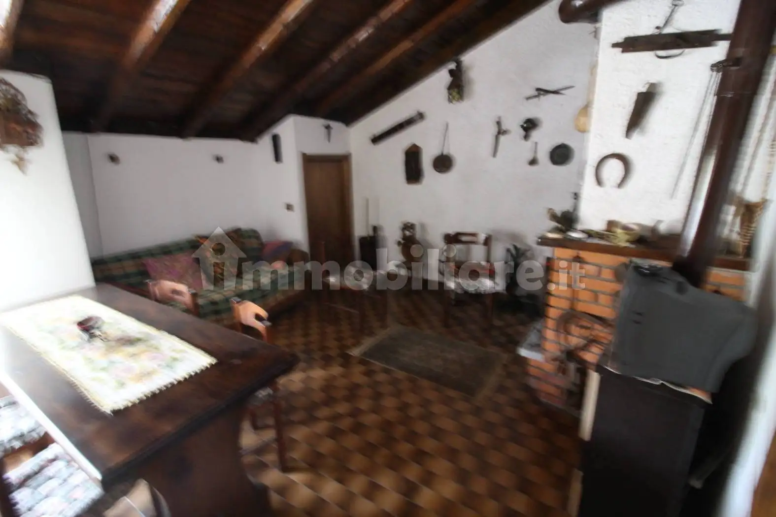 Terratetto plurifamiliare 166 m², buono stato, Centro, Esino Lario - foto 2