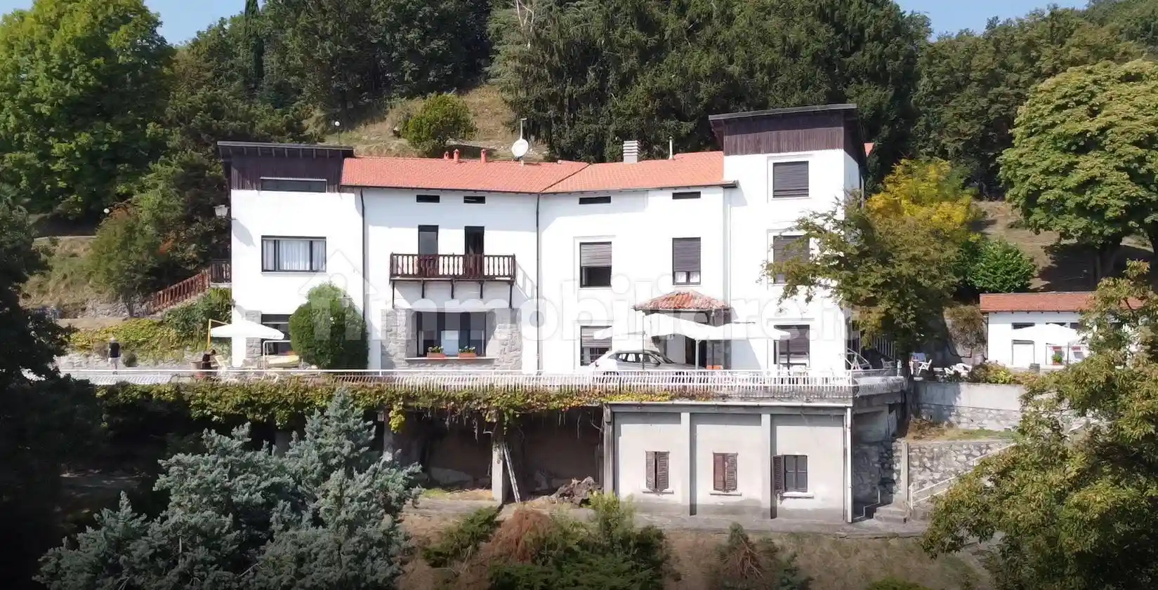 Villa unifamiliare via  San Martino 34, Corneno Galliano Carella Mariaga, Eupilio - foto 2