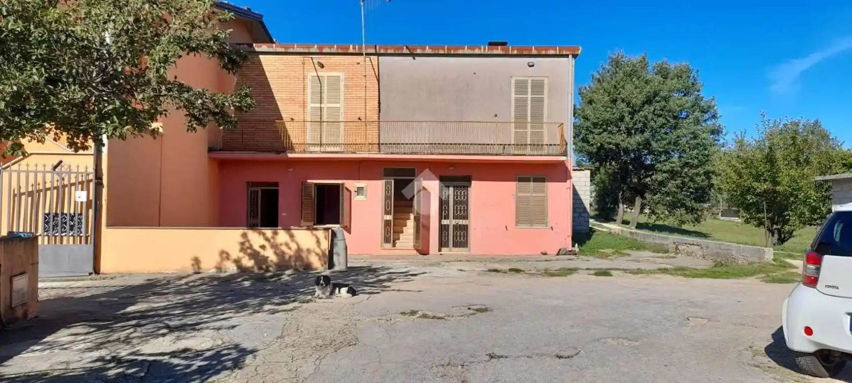 Casa indipendente in vendita a Alatri