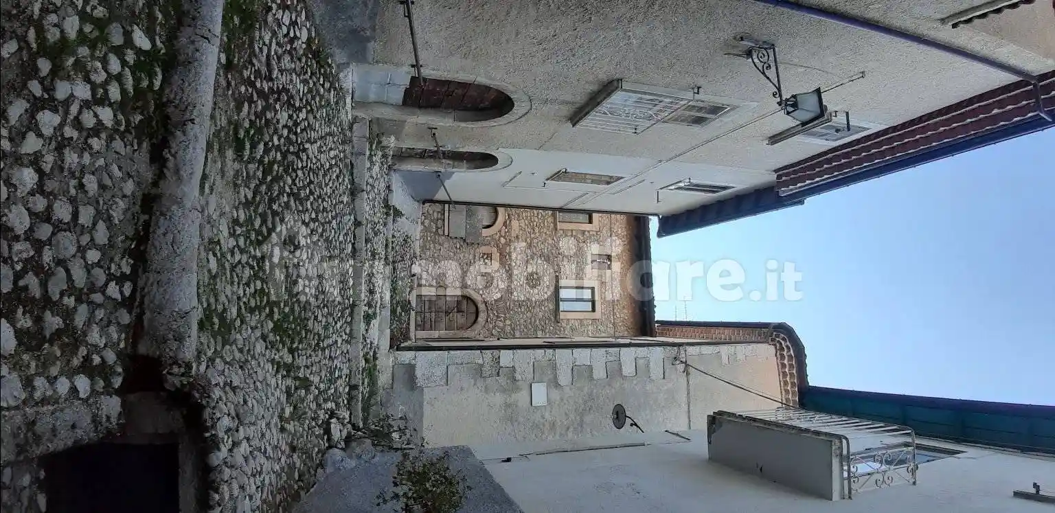 Bilocale via Saccarola 2, Centro, Rocca di Mezzo - foto 2