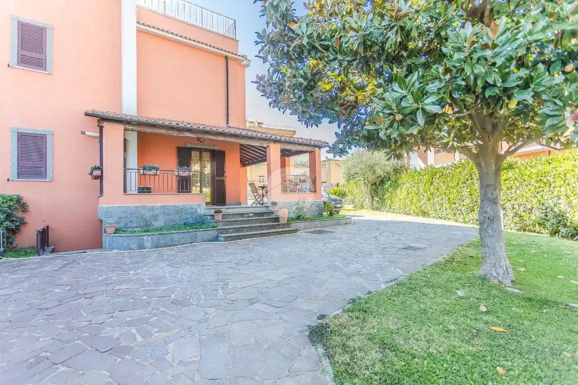 Villa in vendita a Roma