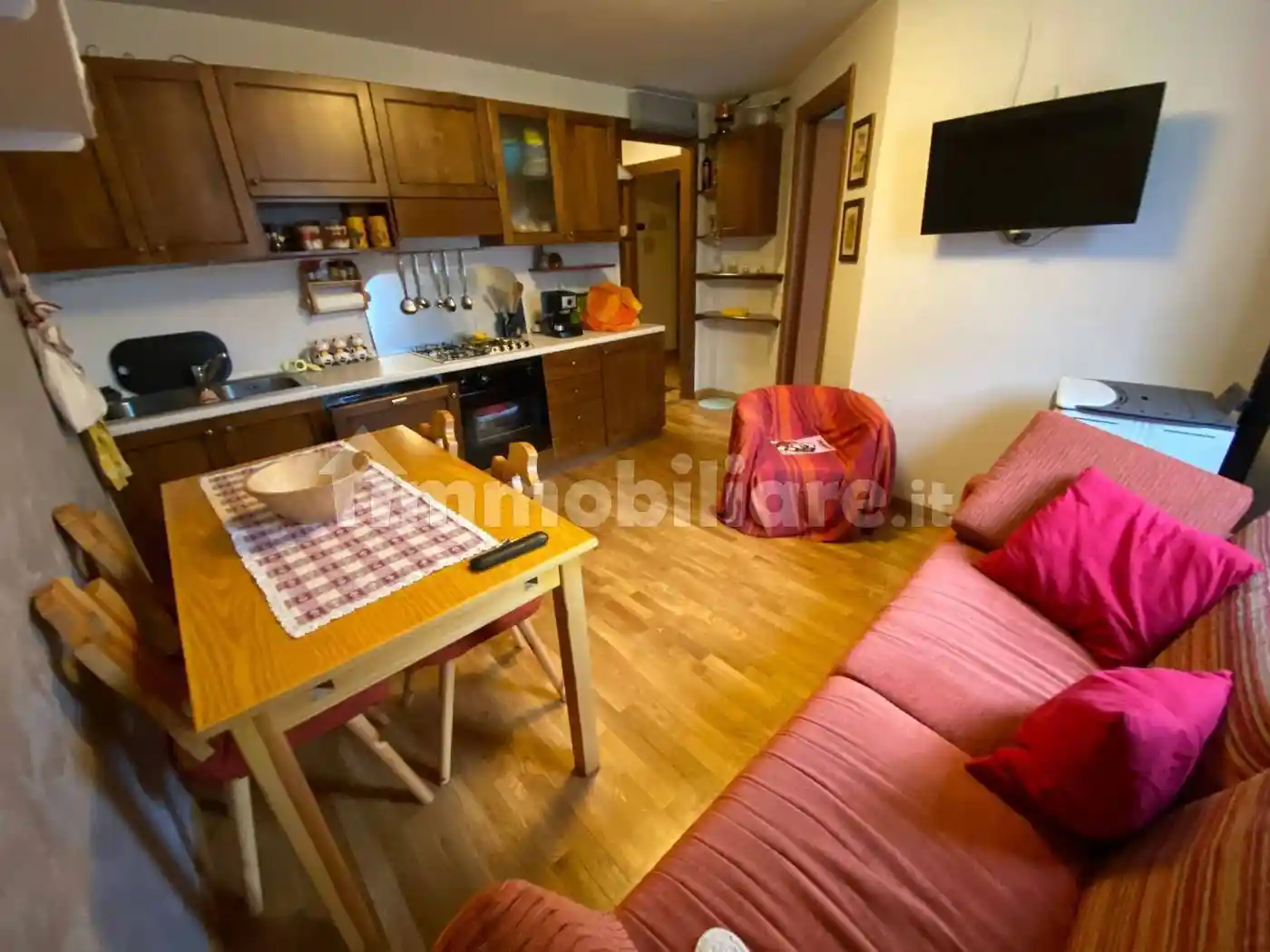 Monolocale via Papa Giovanni XXIII 27, Centro, Campodolcino - foto 2