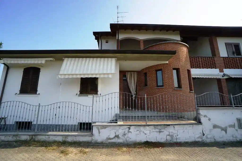 Villa in vendita a Cassolnovo