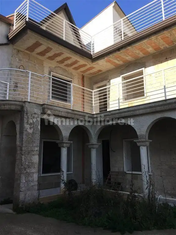 Rustico - Casale in vendita a Castel Morrone