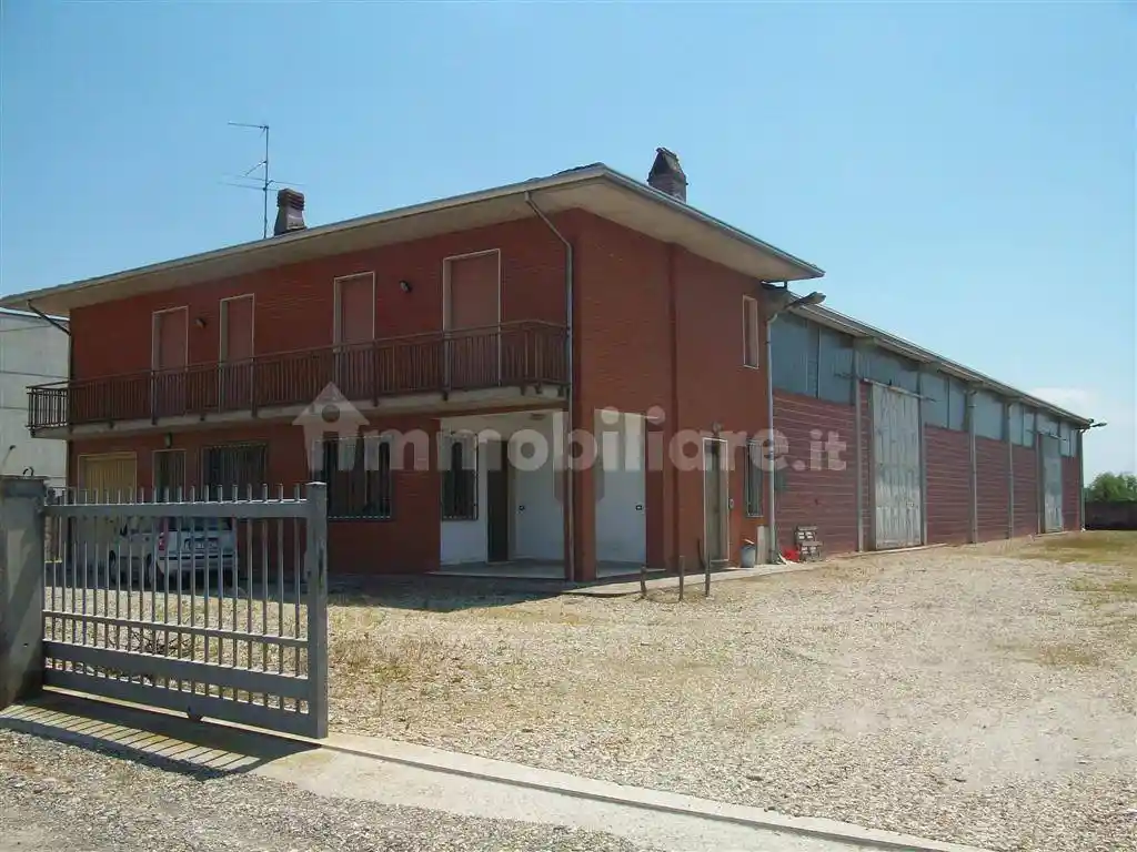 Appartamento in vendita a Sale