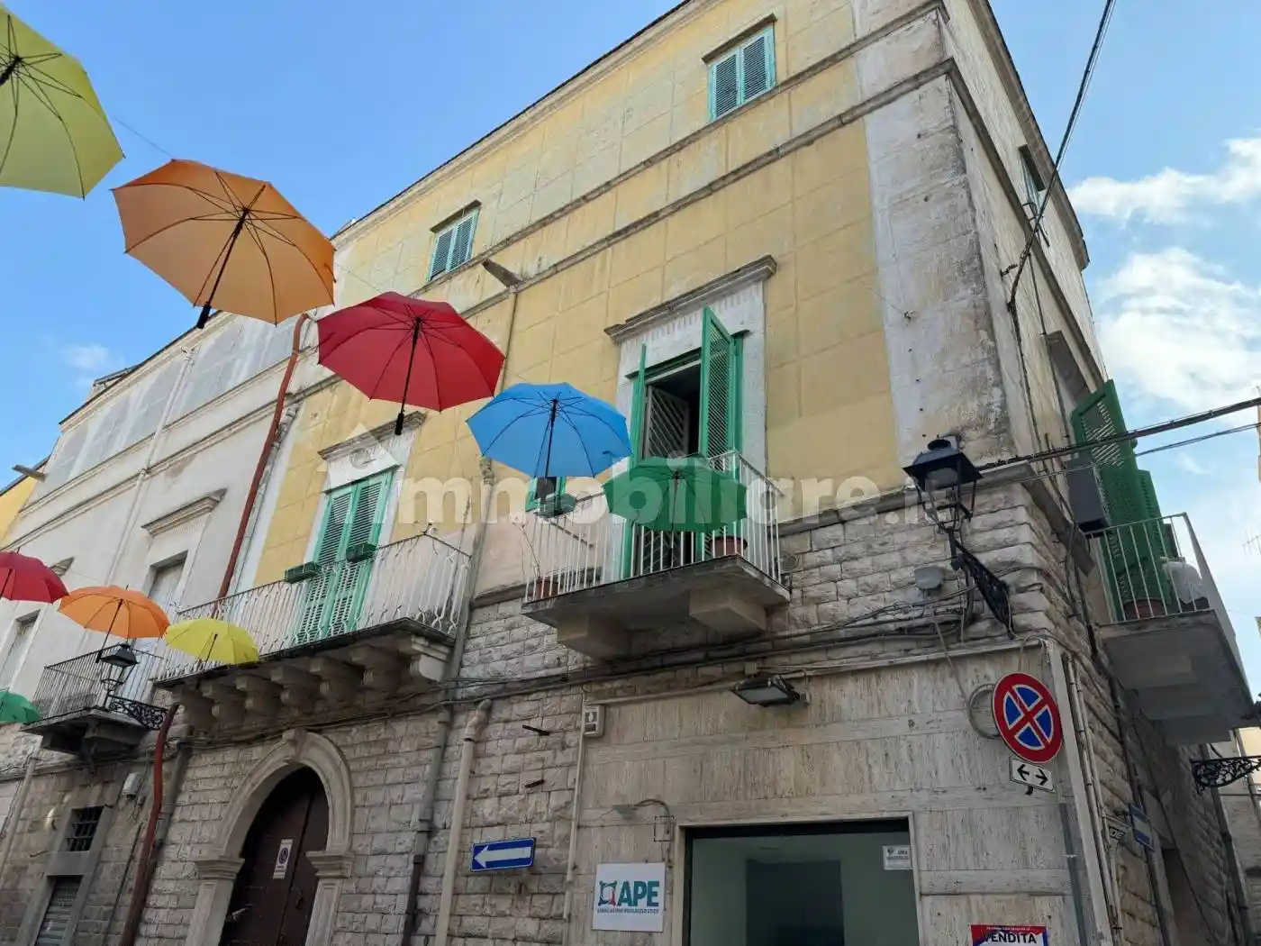 Palazzo - Edificio in vendita a Corato