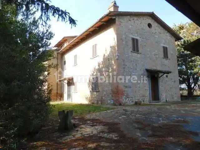 Rustico - Casale in vendita a Città della Pieve