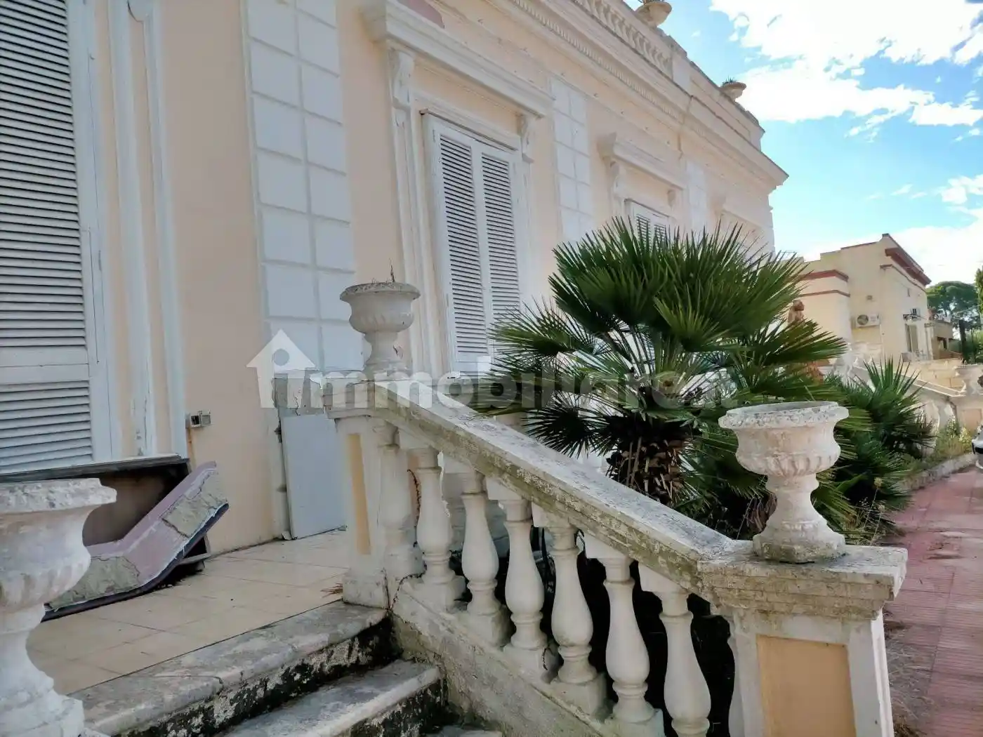 Palazzo - Edificio in vendita a Taranto