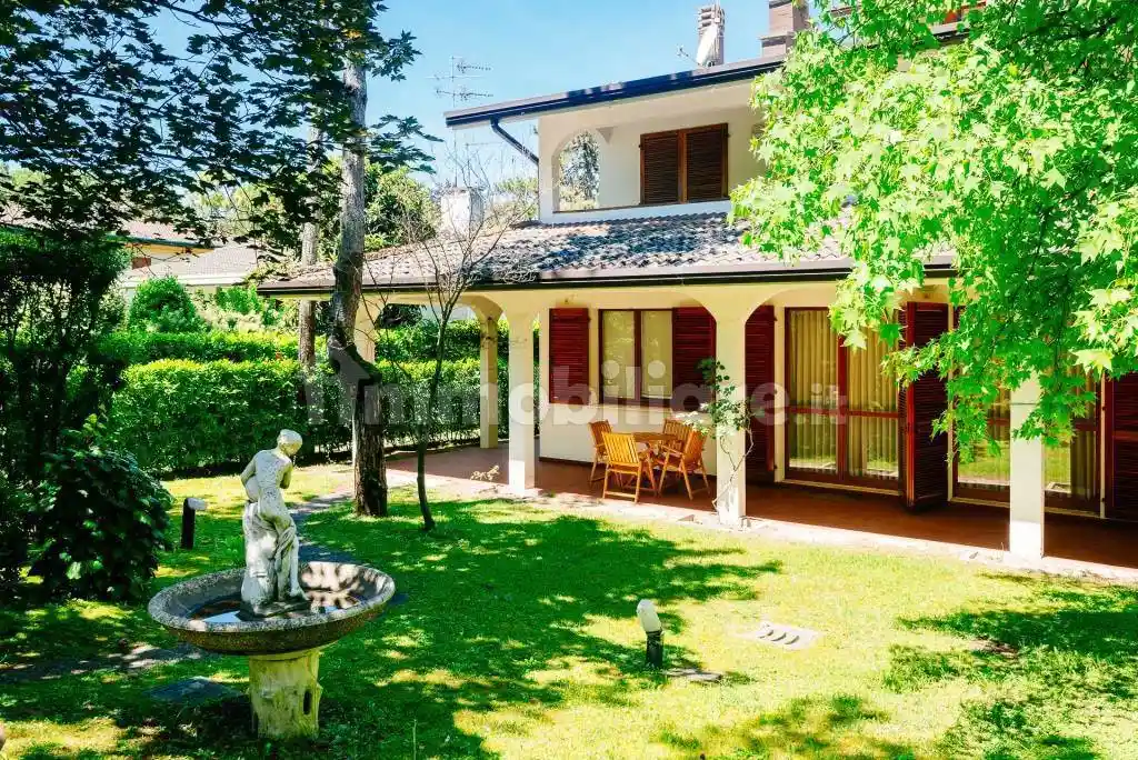 Villa in vendita a Lignano Sabbiadoro