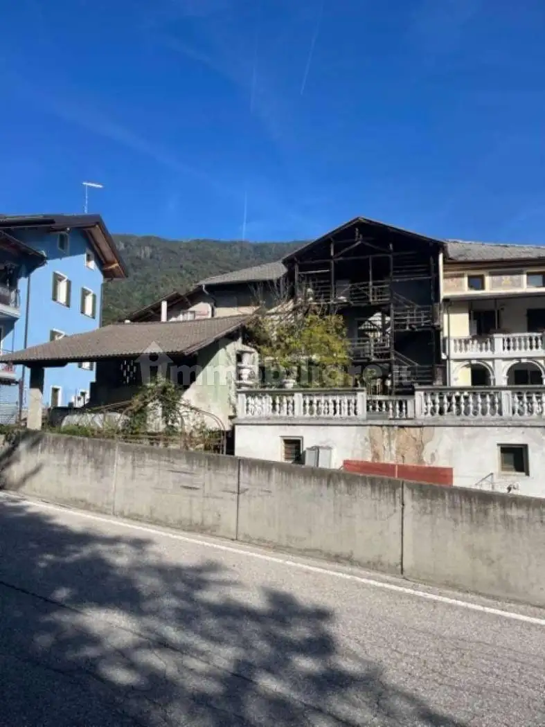 Casa indipendente in vendita a Roncegno Terme