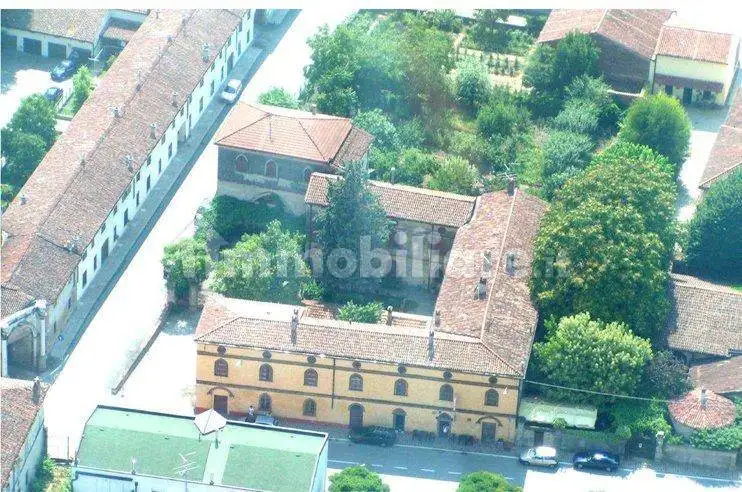 Palazzo - Edificio in vendita a Cicognolo