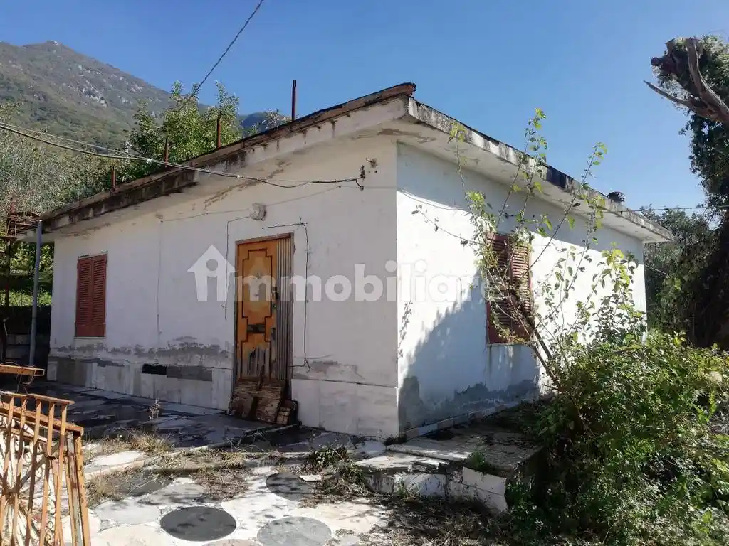Villa in vendita a Gioia Sannitica
